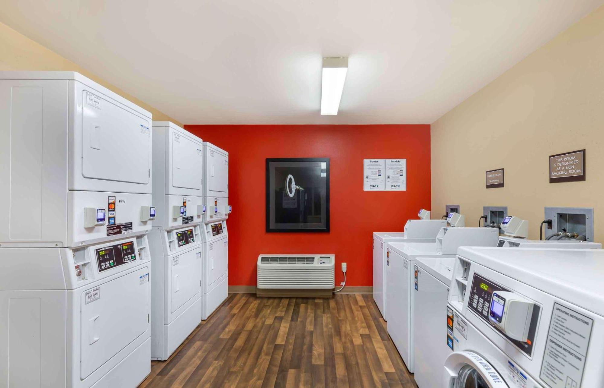 Extended Stay America Suites - Cleveland - Brooklyn Exteriör bild