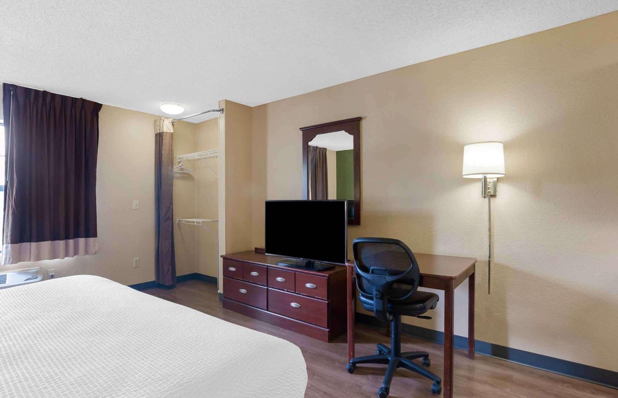 Extended Stay America Suites - Cleveland - Brooklyn Exteriör bild